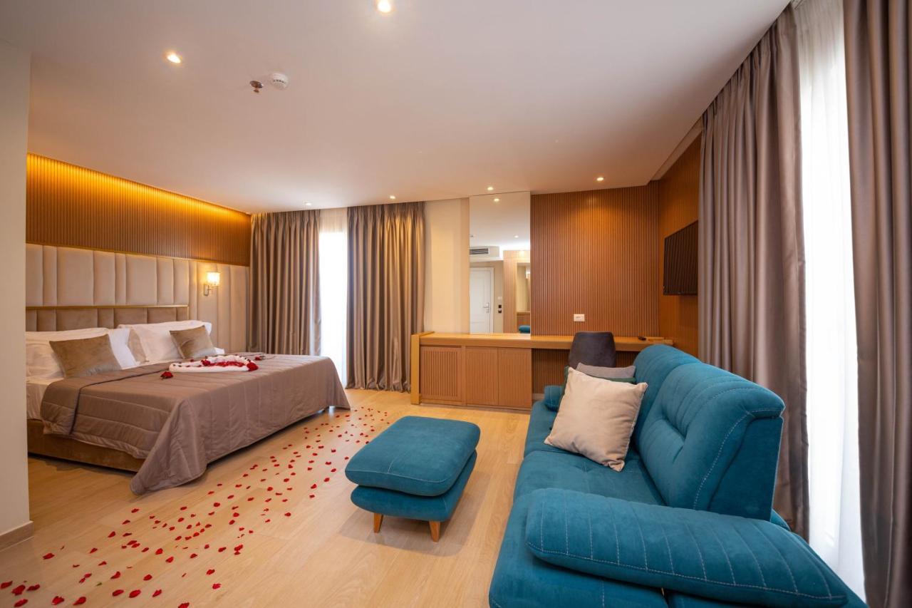 Merar Hotel Голем Екстериор снимка