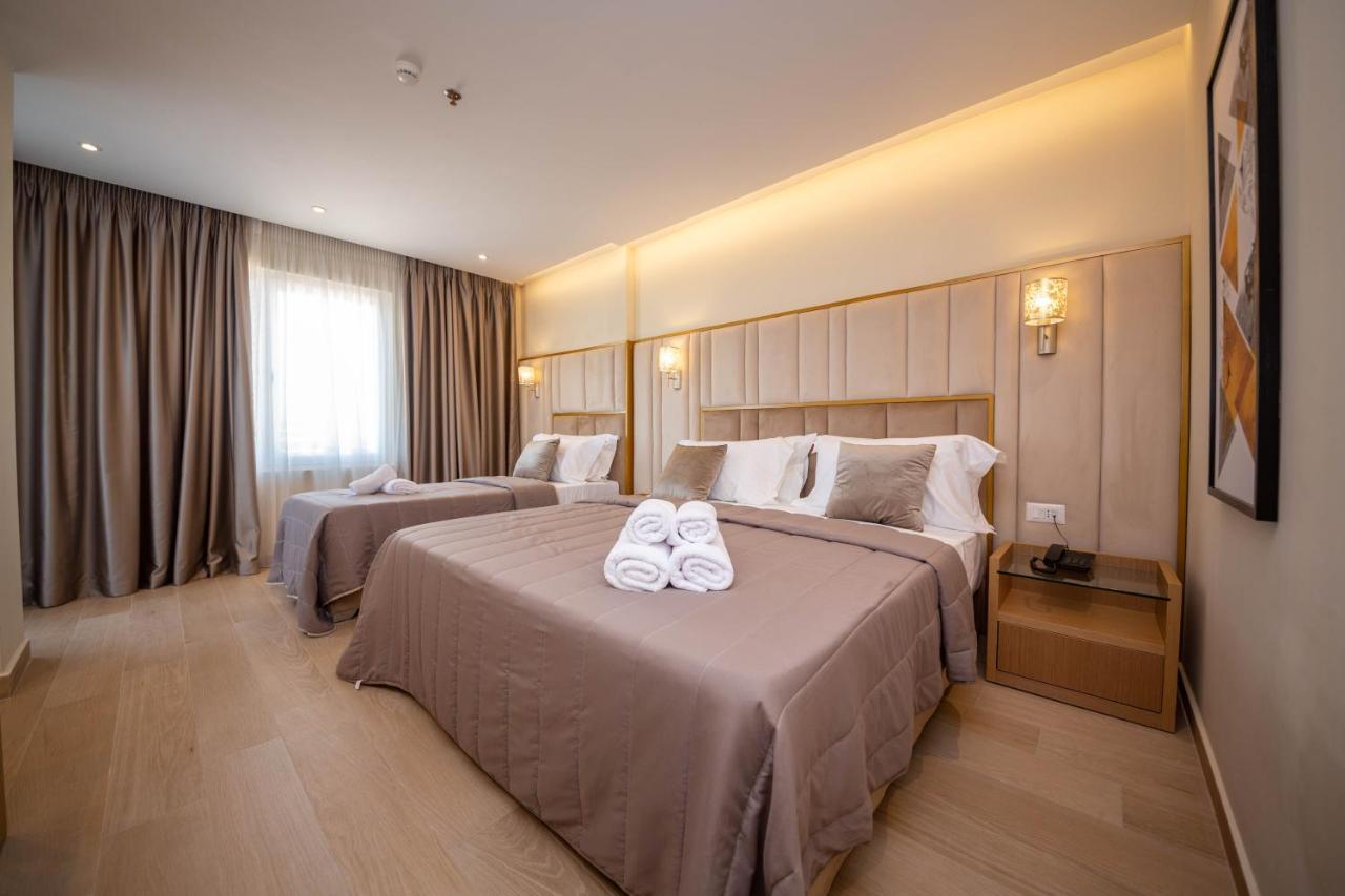 Merar Hotel Голем Екстериор снимка