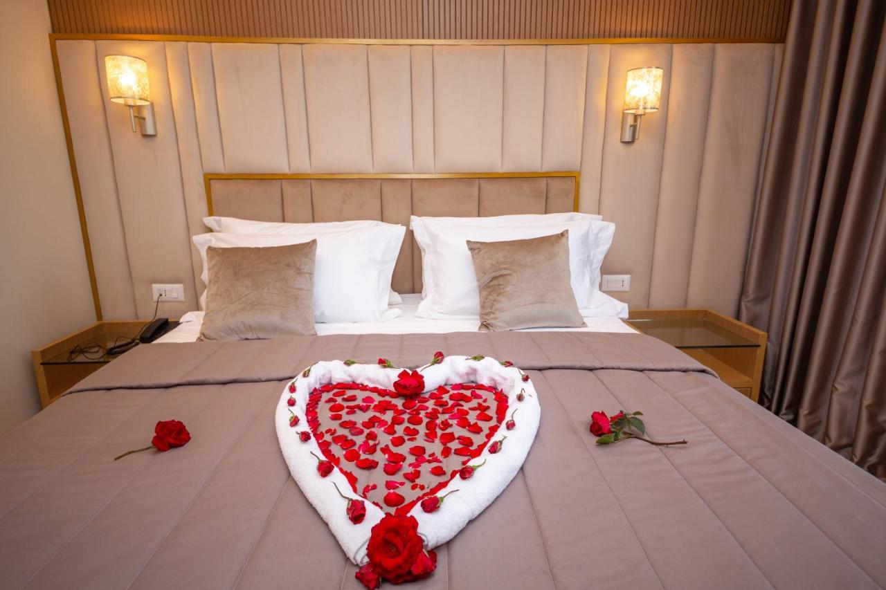 Merar Hotel Голем Екстериор снимка