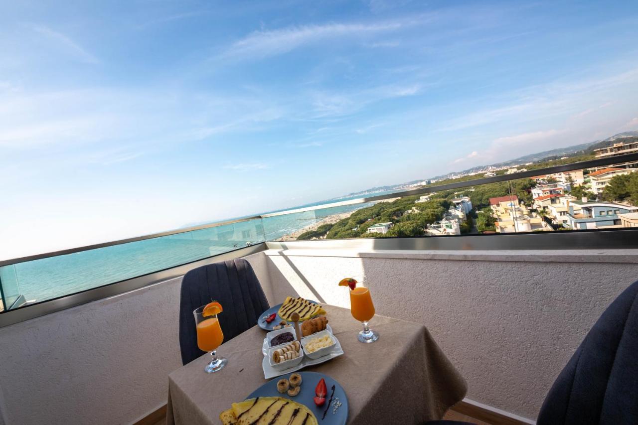 Merar Hotel Голем Екстериор снимка