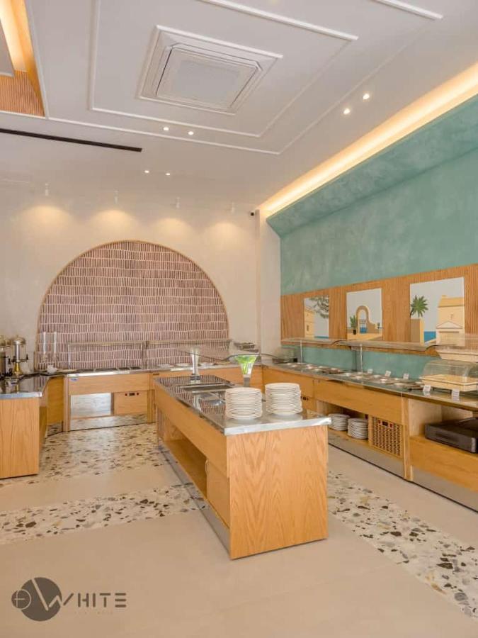 Merar Hotel Голем Екстериор снимка